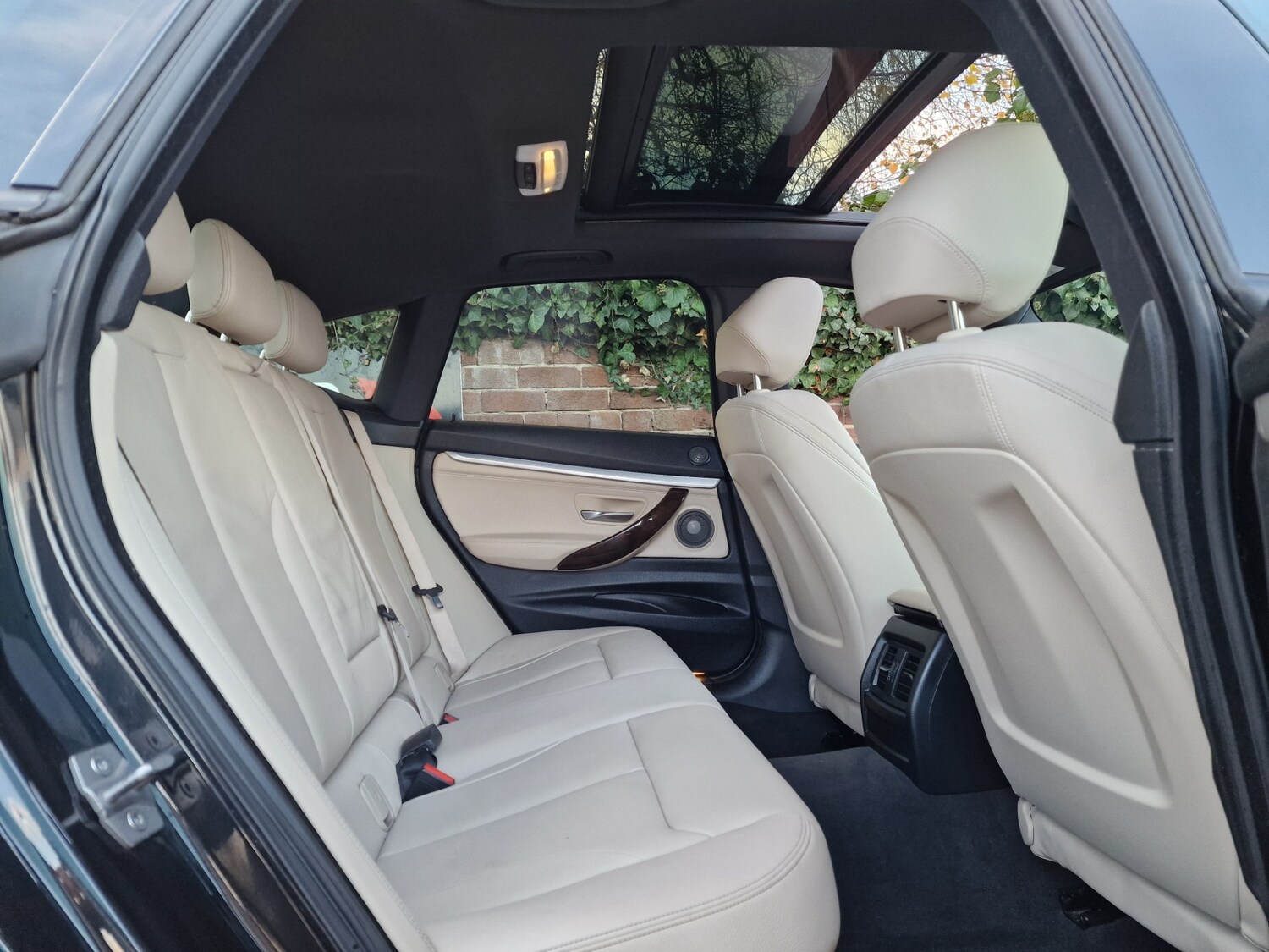 Used BMW 3 Series 2014 for sale - 76835150: Photo 20