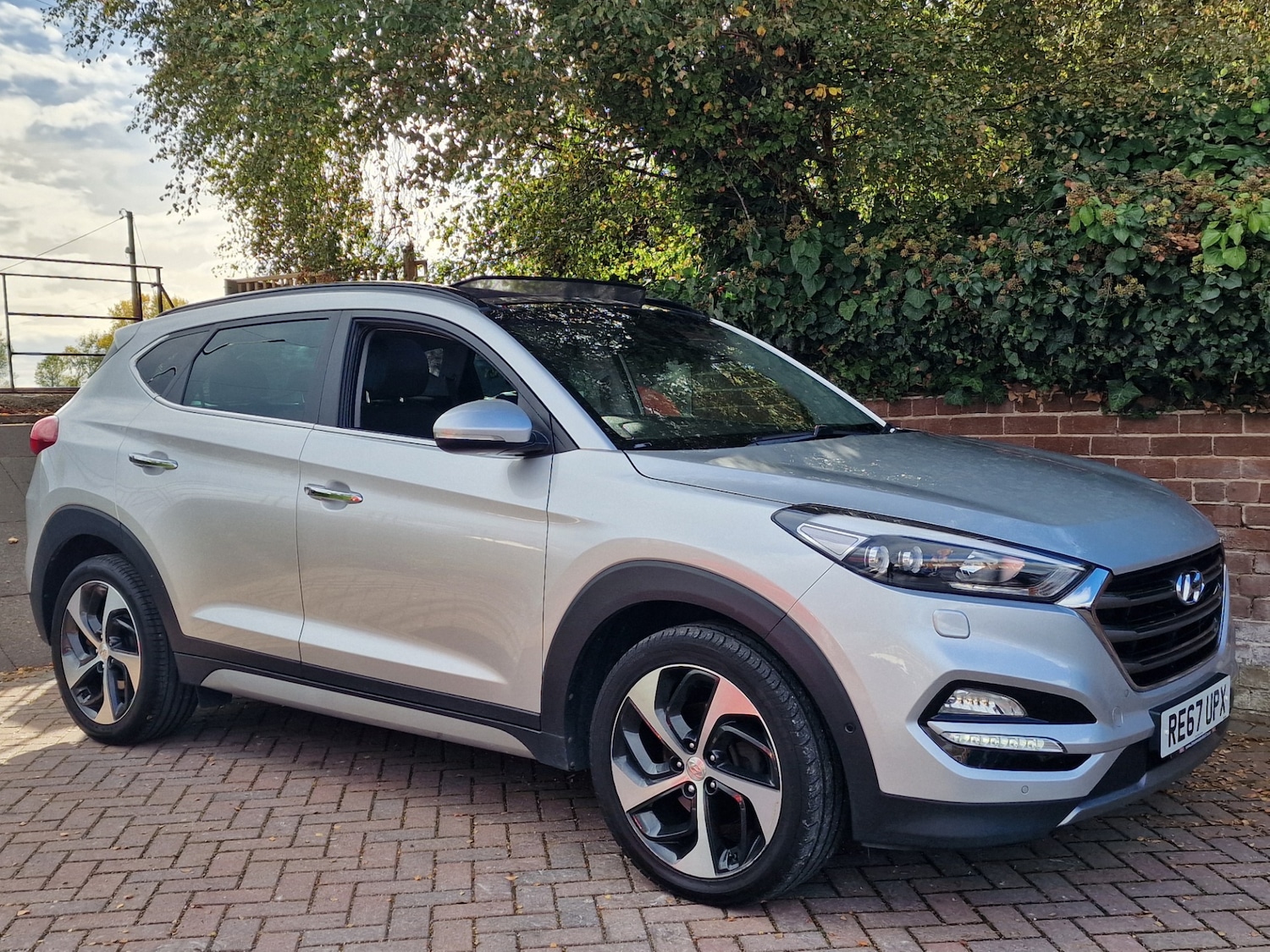 Used Hyundai TUCSON 2017 for sale - 76344351: Photo 9