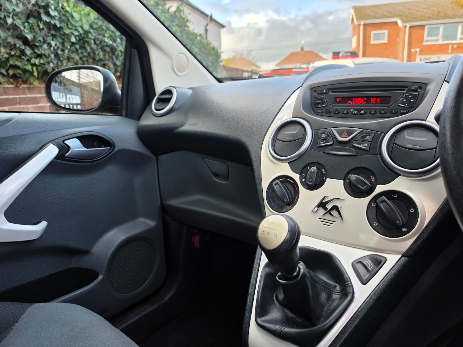 Used Ford Ka 2014 for sale - 77880783: Photo 24