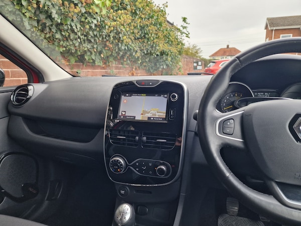 Used Renault Clio 2016 for sale - 76290560: Photo 20