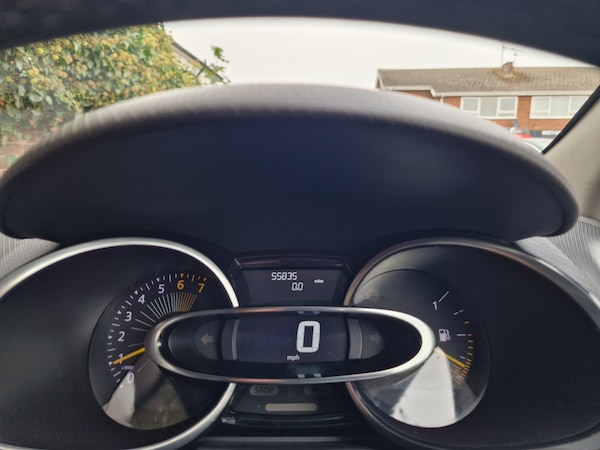Used Renault Clio 2016 for sale - 76290560: Photo 23