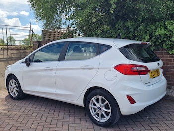 Used Ford Fiesta 2017 for sale - 78630239: Photo