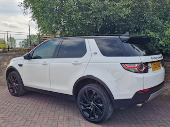 Used Land Rover Discovery Sport 2015 for sale - 78939200: Photo