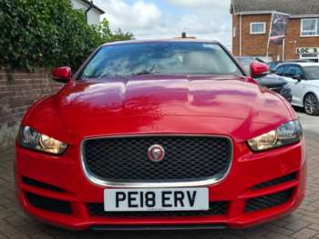 Used Jaguar XE 2018 for sale - 75173458: Photo