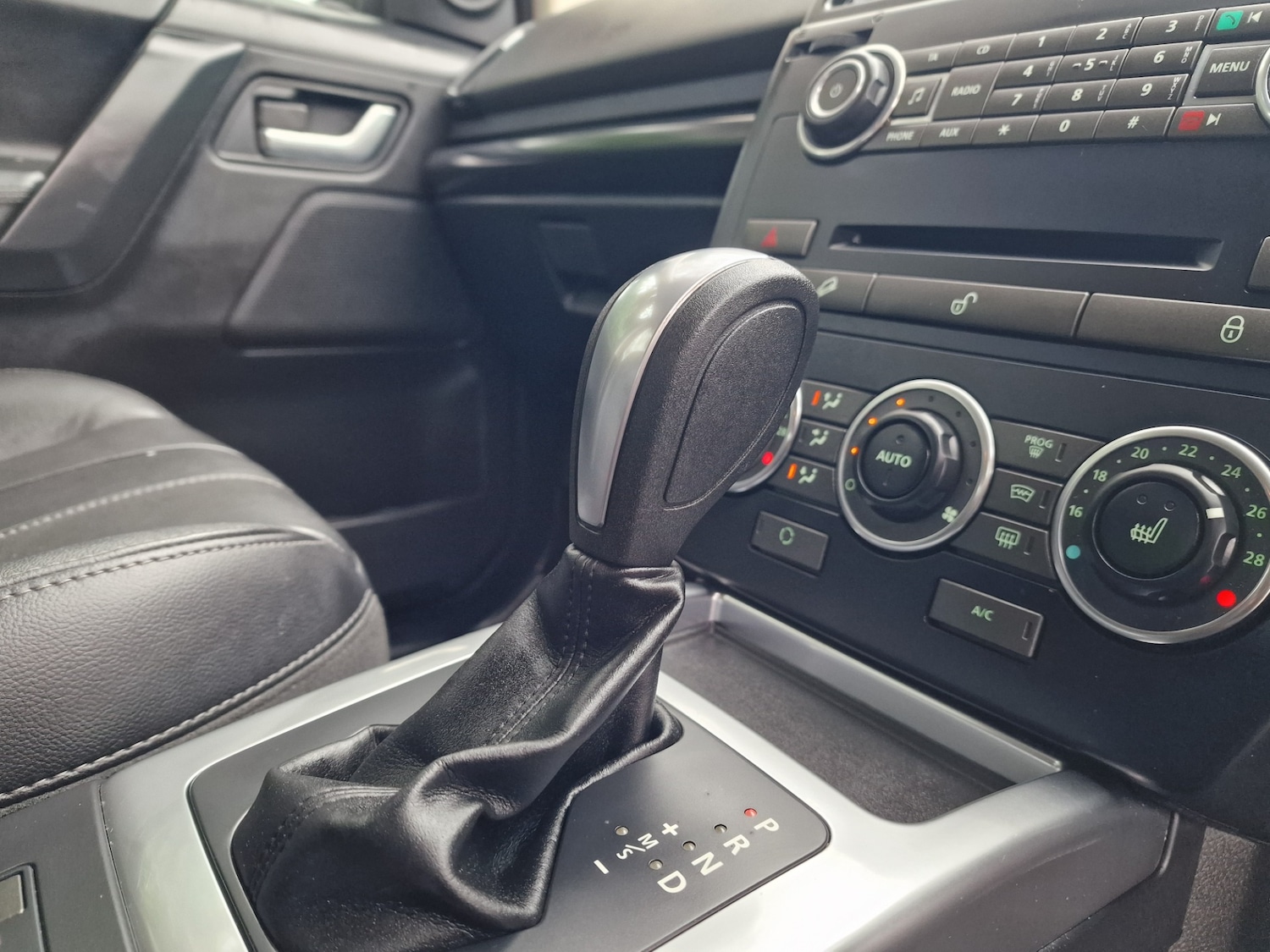 Used Land Rover Freelander 2014 for sale - 77802629: Photo 12