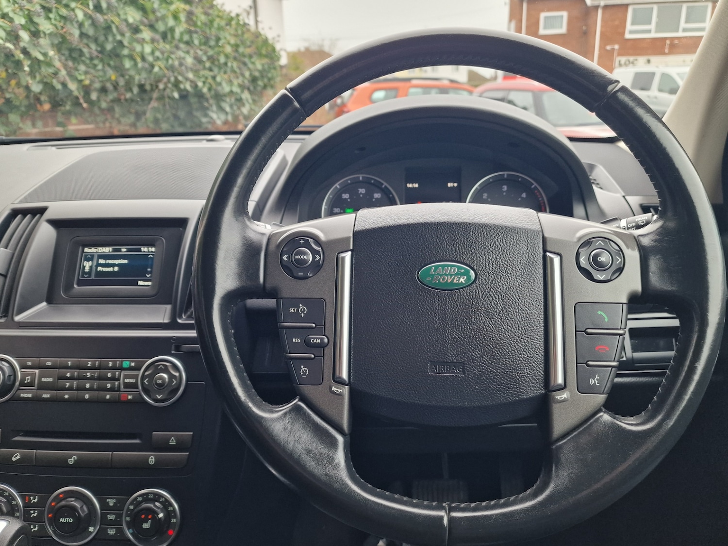 Used Land Rover Freelander 2014 for sale - 77802629: Photo 25