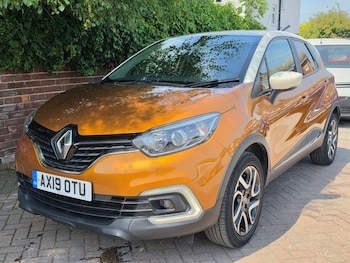 Used Renault Captur 2019 for sale - 79272357: Photo