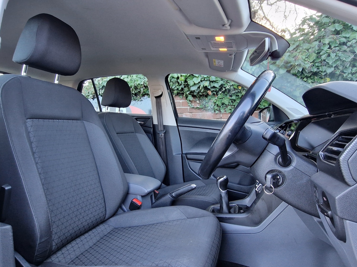 Used Volkswagen T-Cross 2019 for sale - 77947106: Photo 10