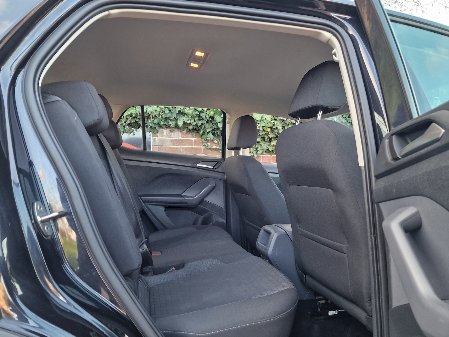 Used Volkswagen T-Cross 2019 for sale - 77947106: Photo 19