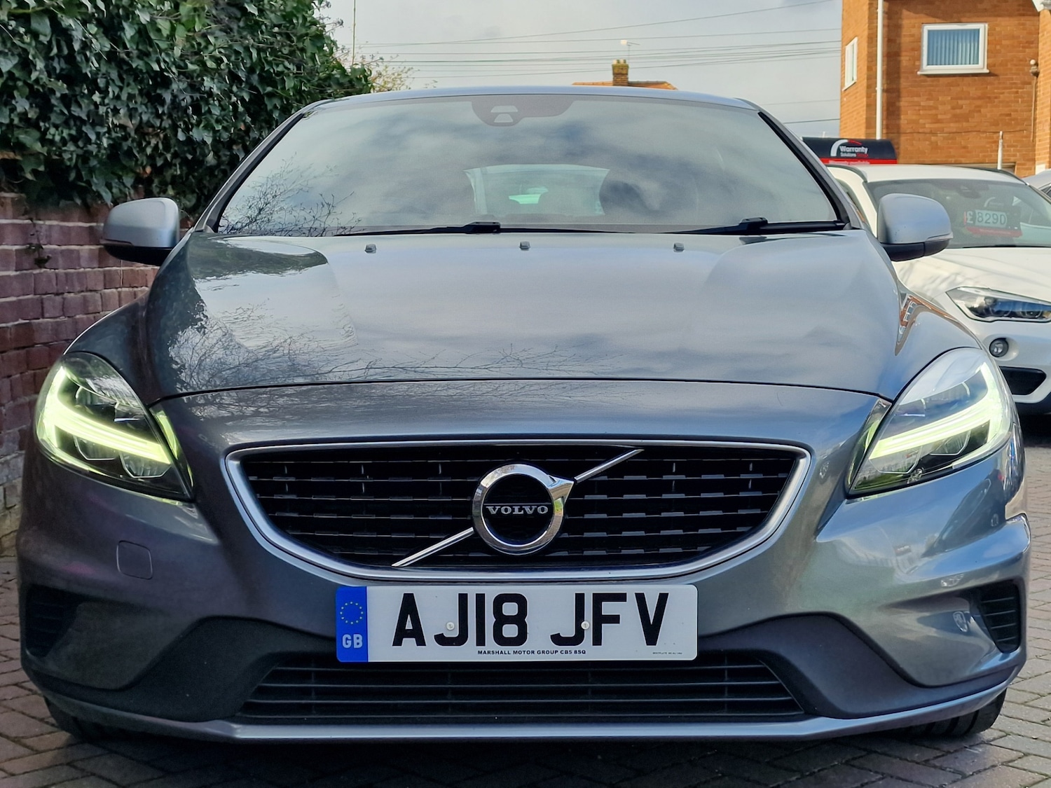 Used Volvo V40 2018 for sale - 78098529: Photo 6