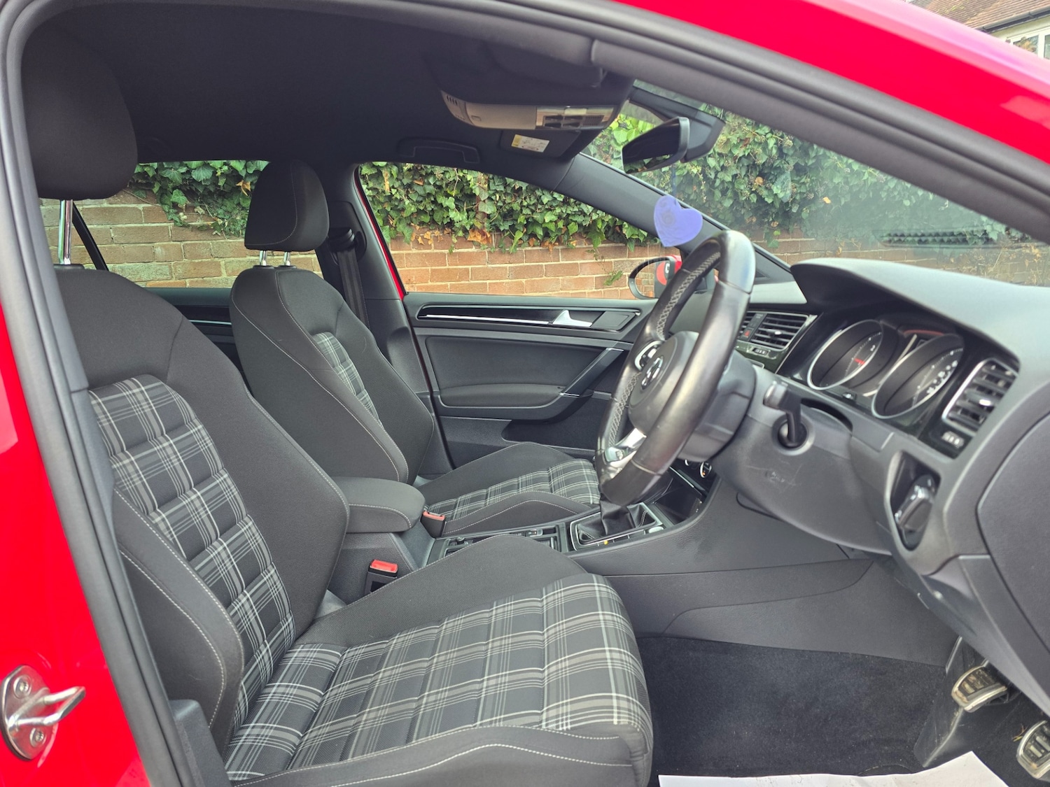 Used Volkswagen Golf 2017 for sale - 77240775: Photo 12