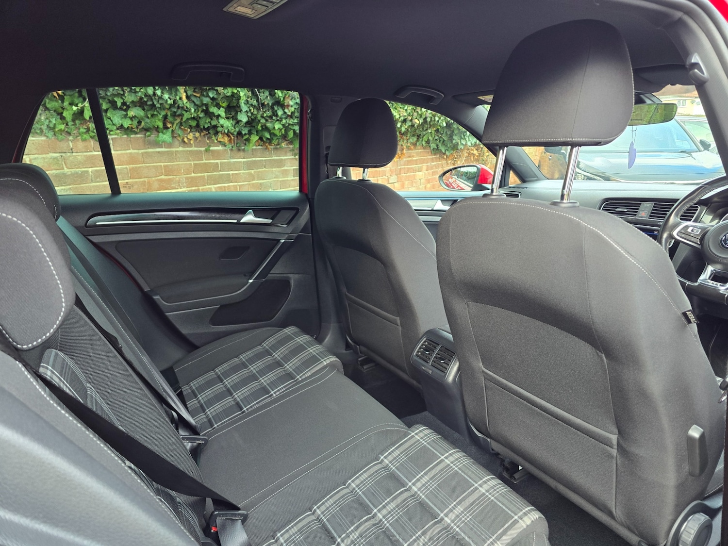 Used Volkswagen Golf 2017 for sale - 77240775: Photo 14