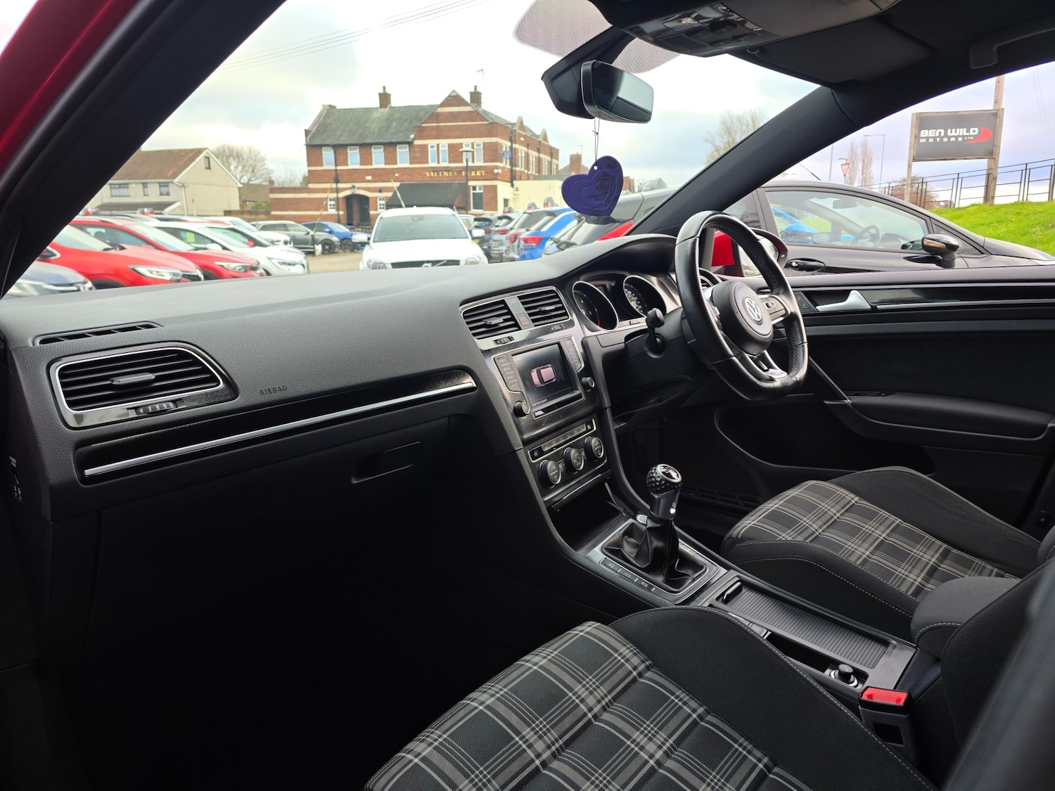 Used Volkswagen Golf 2017 for sale - 77240775: Photo 17