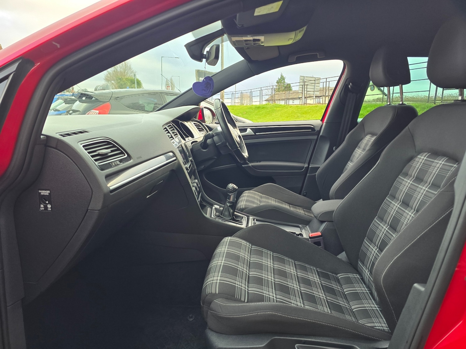 Used Volkswagen Golf 2017 for sale - 77240775: Photo 18