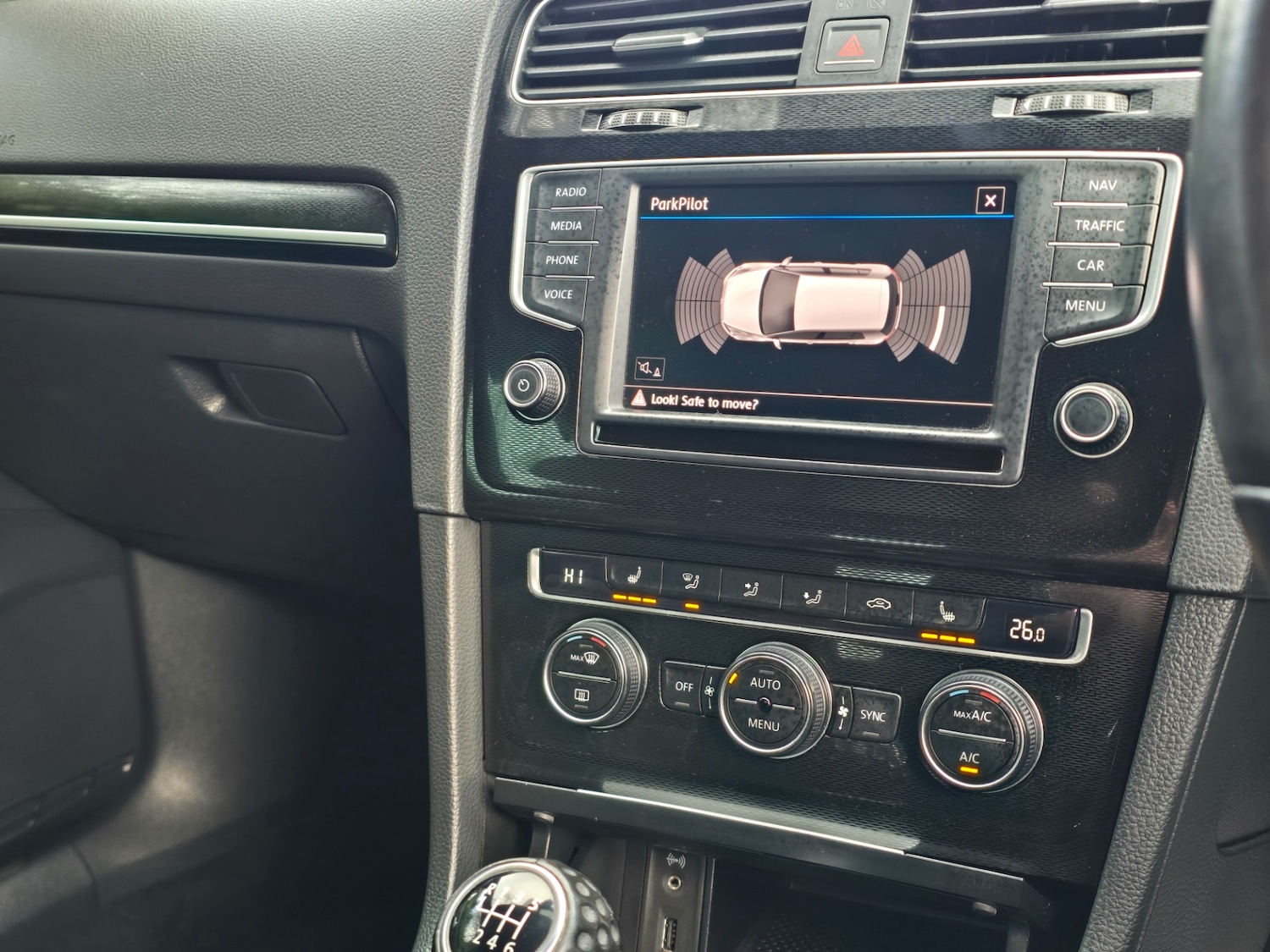 Used Volkswagen Golf 2017 for sale - 77240775: Photo 23