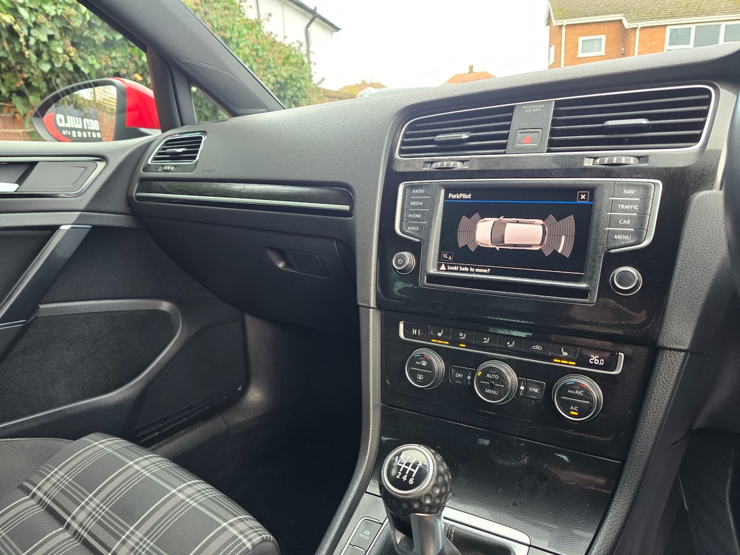 Used Volkswagen Golf 2017 for sale - 77240775: Photo 25