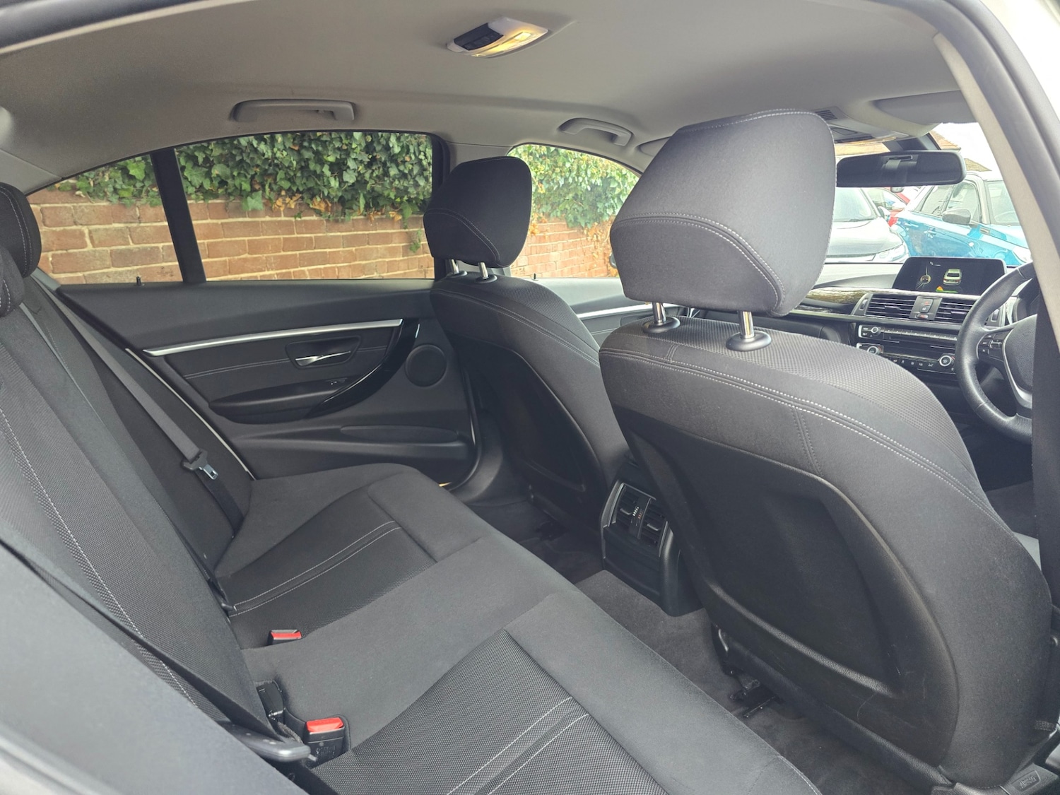 Used BMW 3 Series 2017 for sale - 76519494: Photo 15