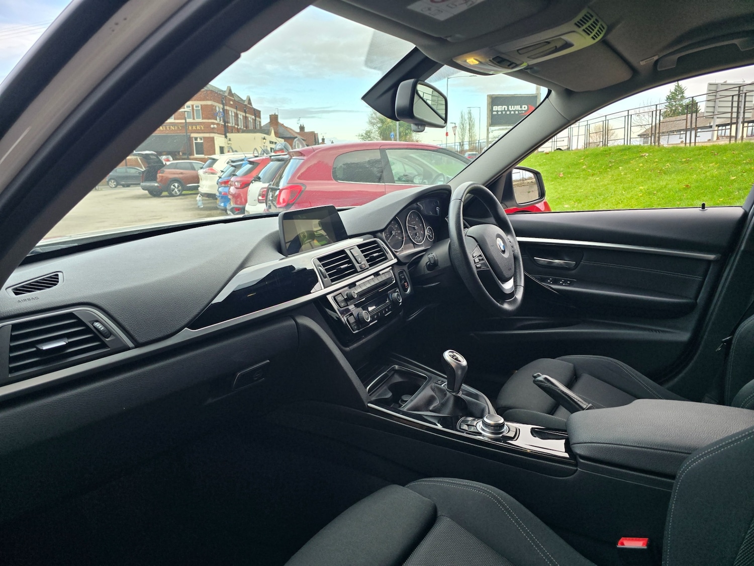 Used BMW 3 Series 2017 for sale - 76519494: Photo 17