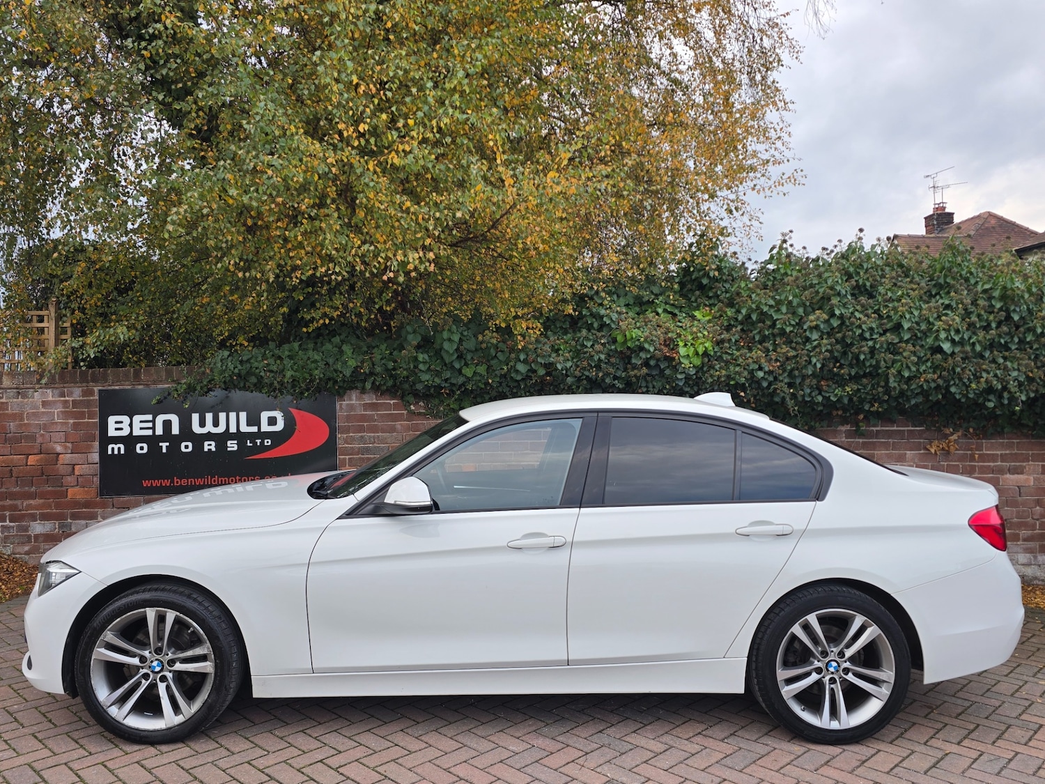 Used BMW 3 Series 2017 for sale - 76519494: Photo 4