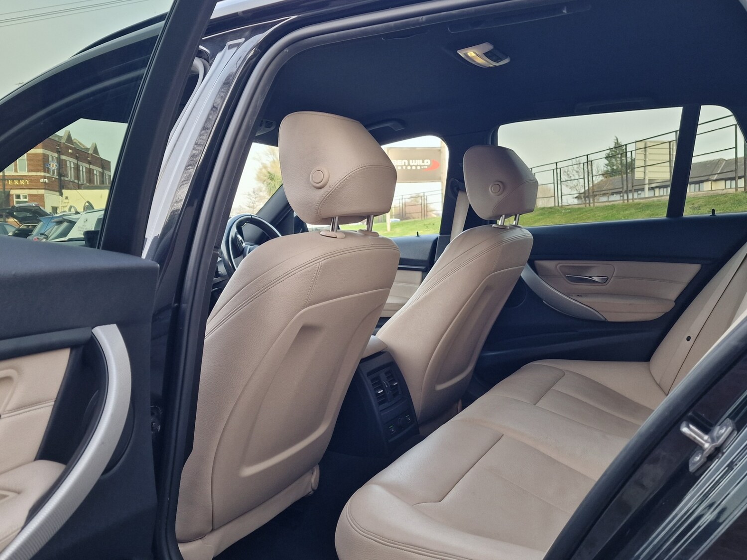 Used BMW 3 Series 2014 for sale - 77951646: Photo 34