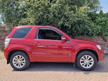 Used Suzuki Grand Vitara 2015 for sale - 79205715: Photo