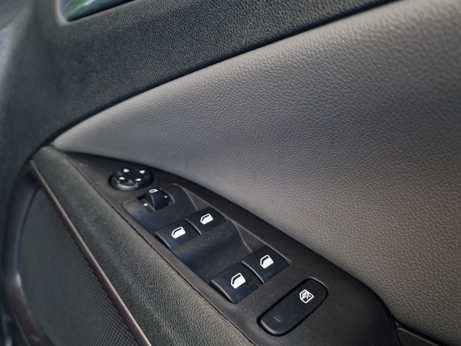 Used Vauxhall Crossland X 2018 for sale - 76425875: Photo 14