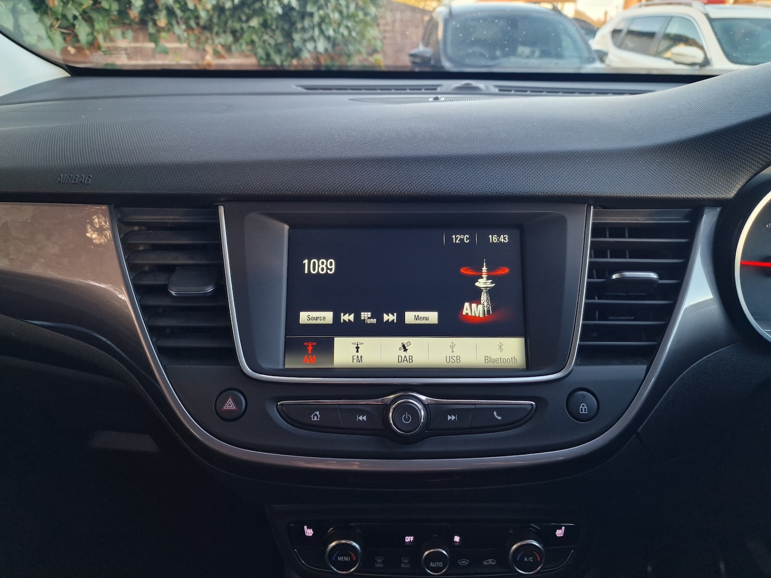 Used Vauxhall Crossland X 2018 for sale - 76425875: Photo 23