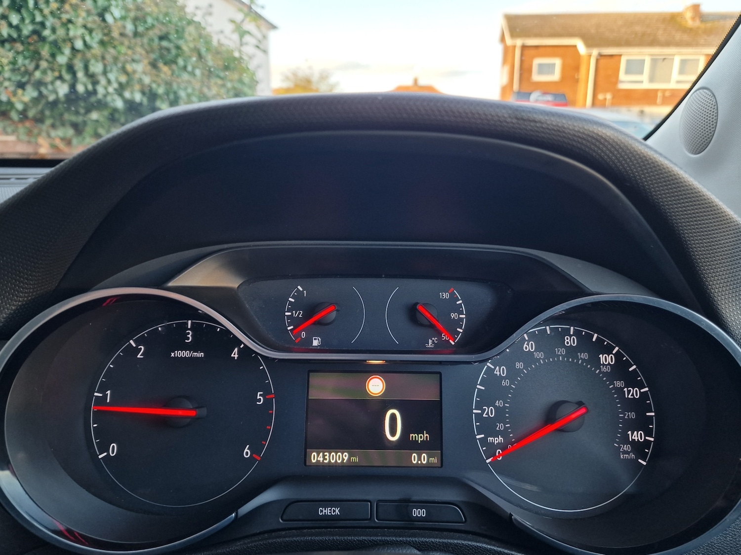 Used Vauxhall Crossland X 2018 for sale - 76425875: Photo 24