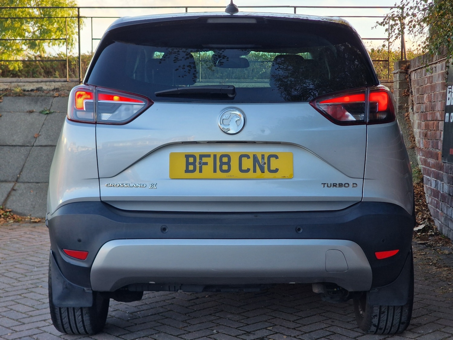 Used Vauxhall Crossland X 2018 for sale - 76425875: Photo 4