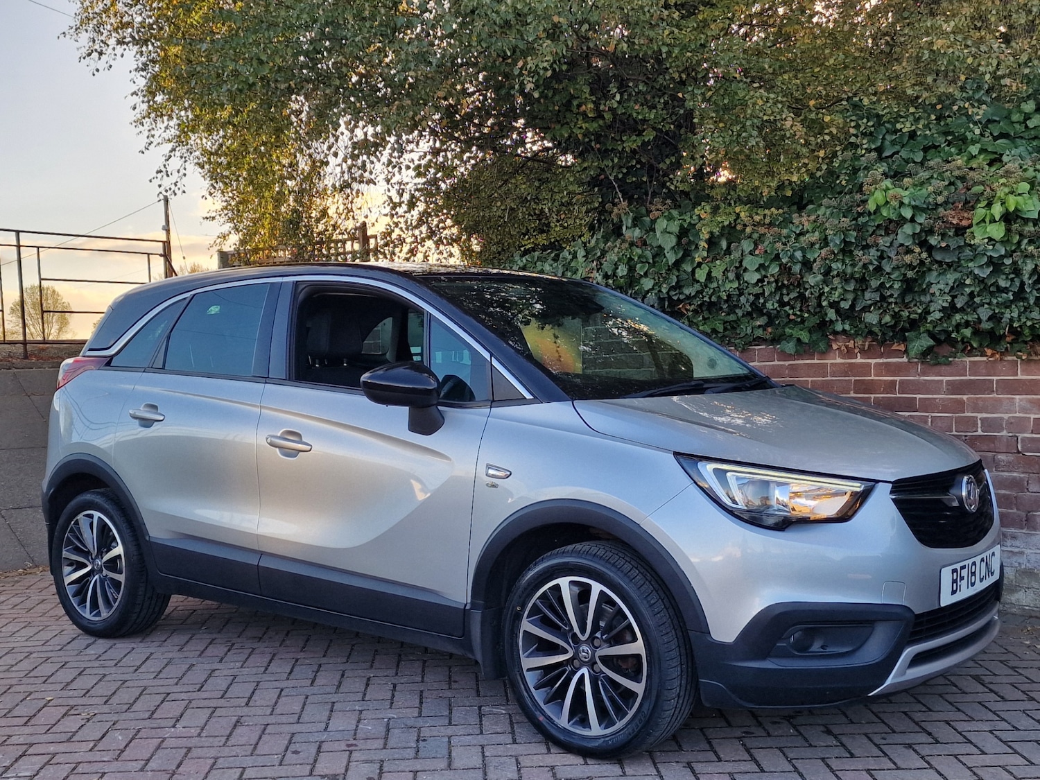 Used Vauxhall Crossland X 2018 for sale - 76425875: Photo 9