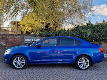Used Skoda Octavia 2018 for sale - 76652790: Photo