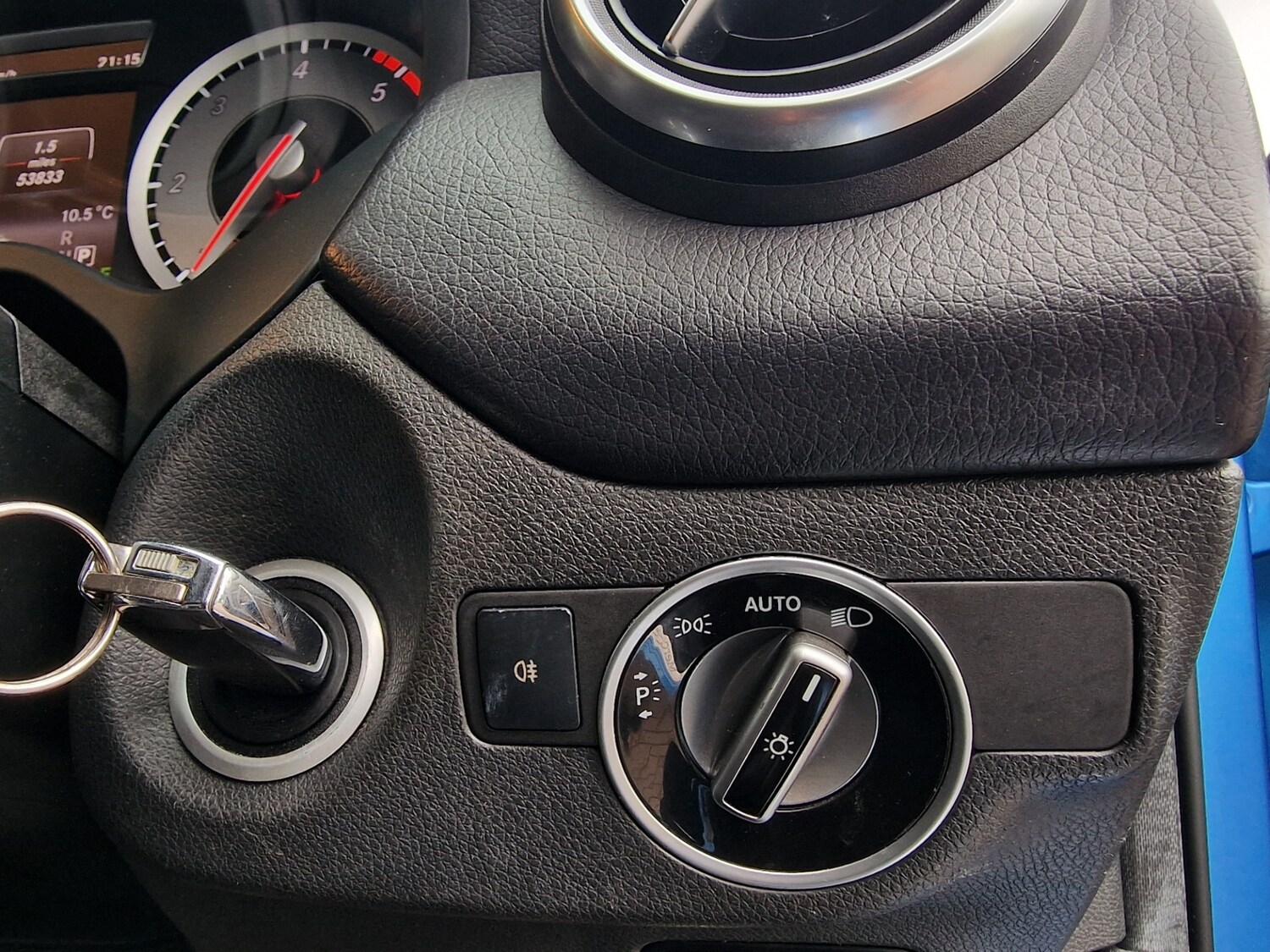 Used Mercedes-Benz A-Class 2014 for sale - 77528434: Photo 12