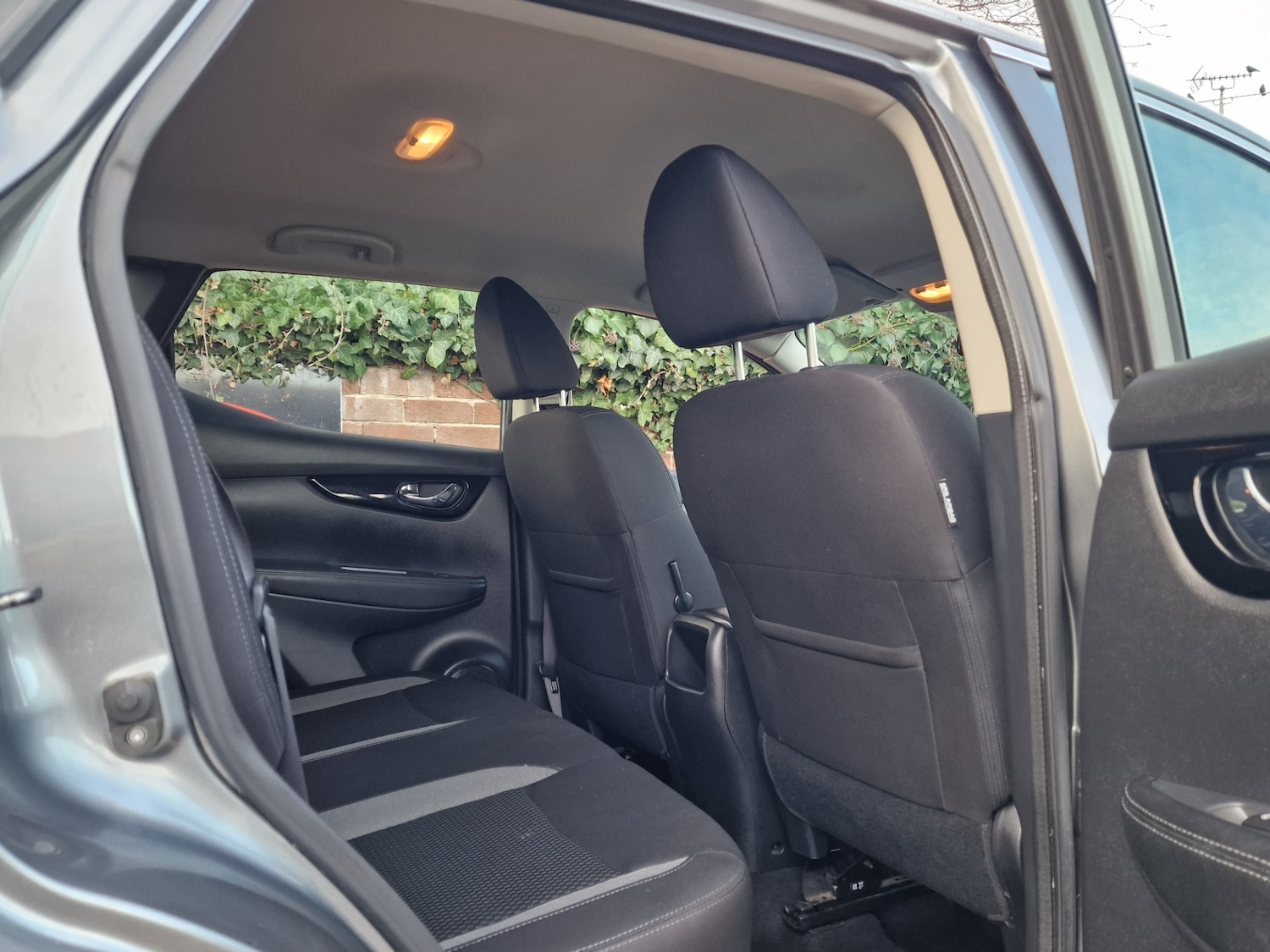 Used Nissan Qashqai 2018 for sale - 77210414: Photo 17