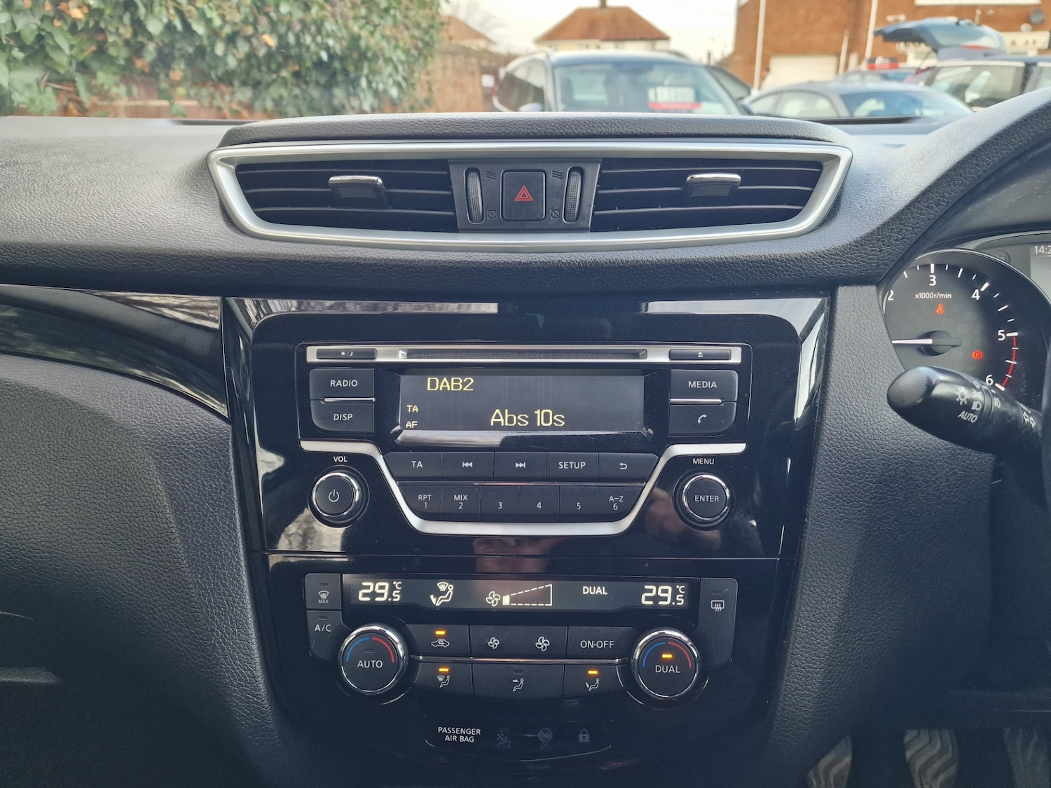 Used Nissan Qashqai 2018 for sale - 77210414: Photo 22