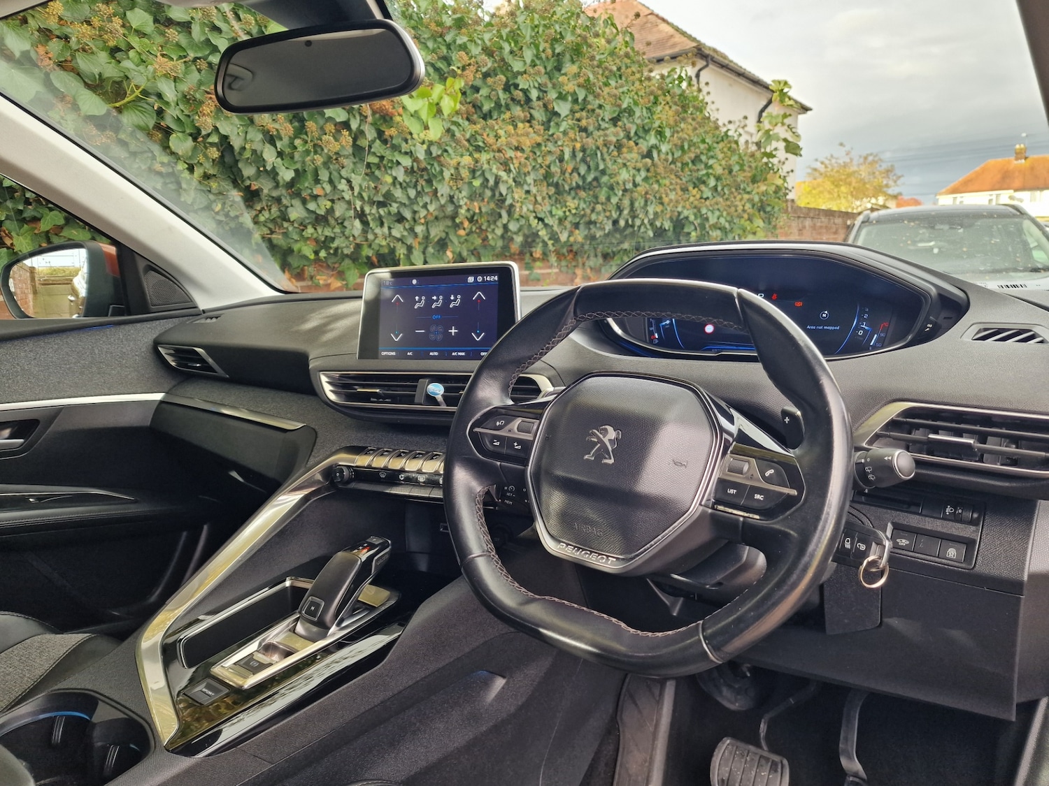 Used Peugeot 3008 2017 for sale - 76478243: Photo 11