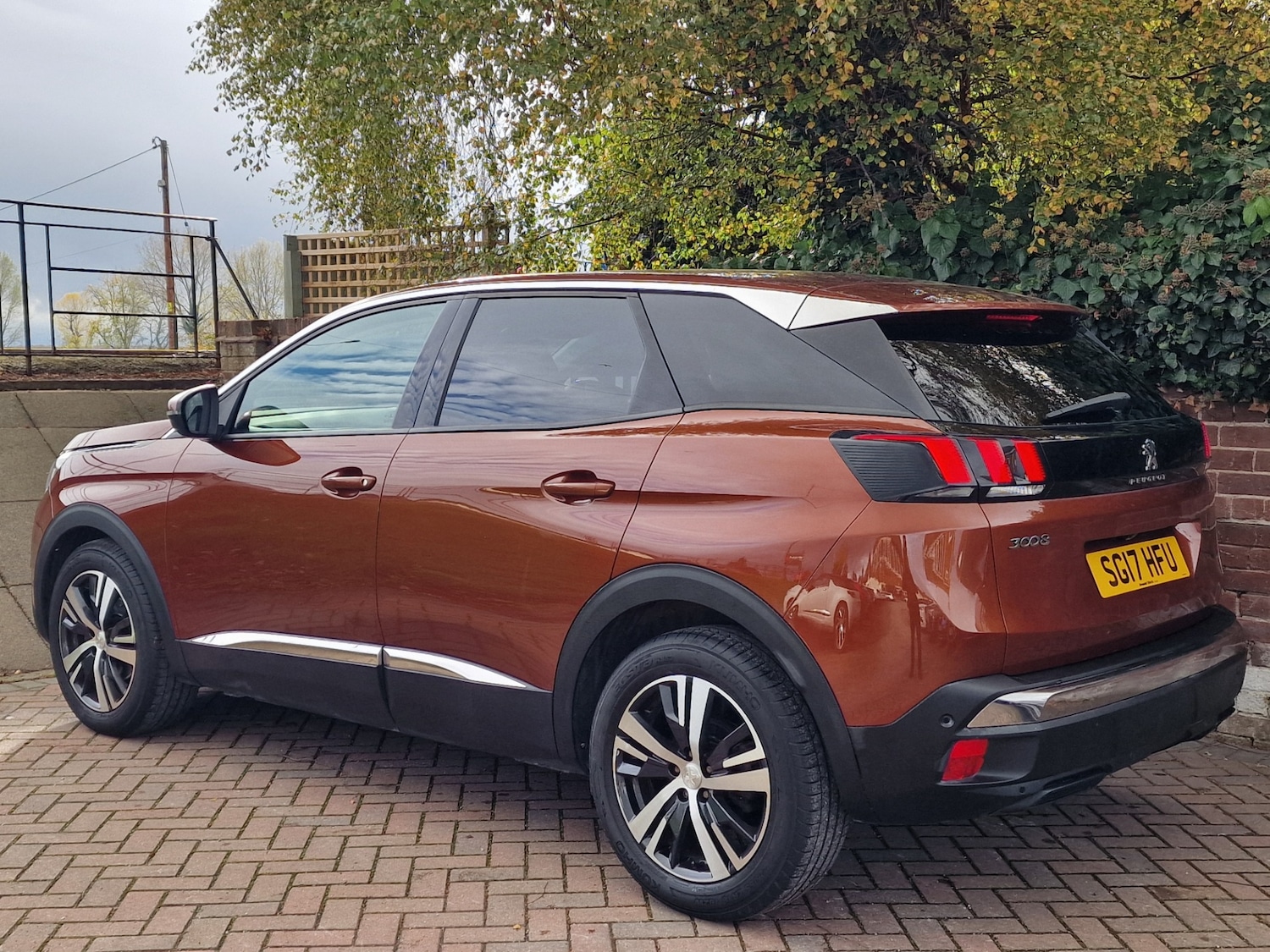 Used Peugeot 3008 2017 for sale - 76478243: Photo 3