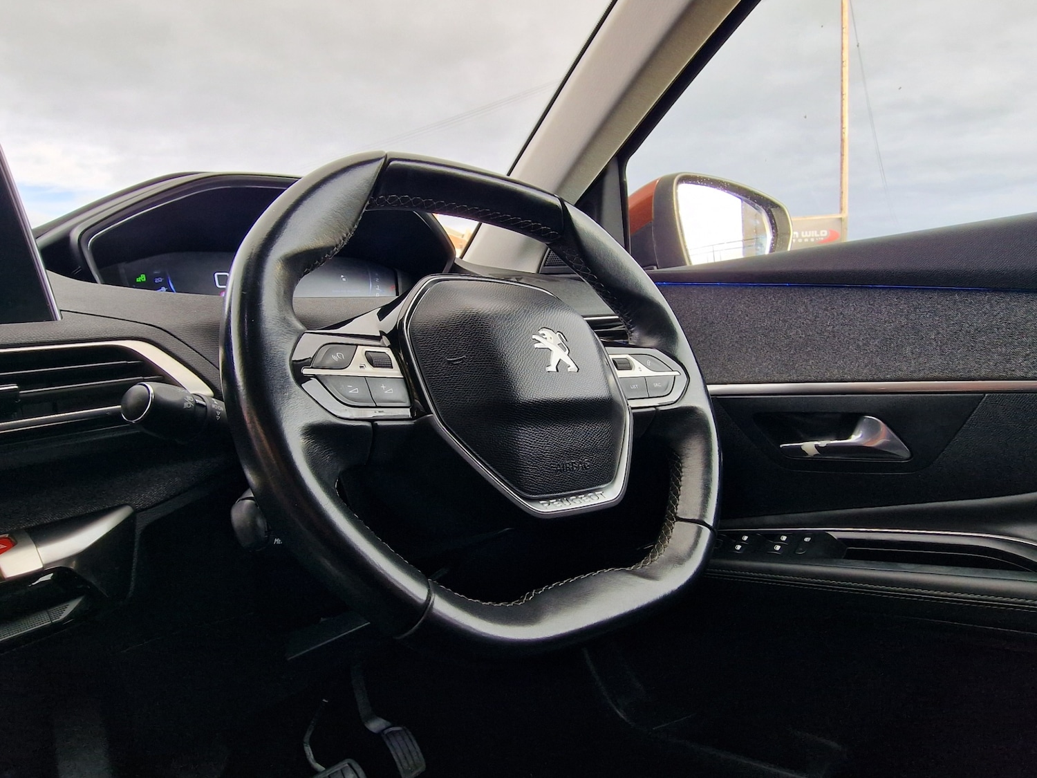 Used Peugeot 3008 2017 for sale - 76478243: Photo 30