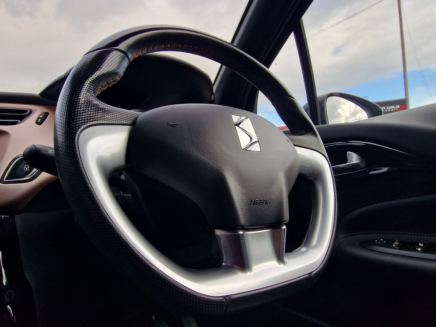 Used DS Automobiles DS 3 2017 for sale - 76415014: Photo 28