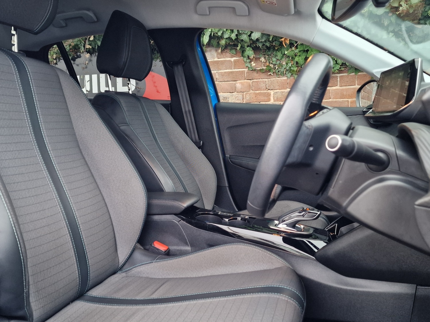 Used Peugeot 208 2021 for sale - 77034283: Photo 10