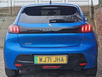 Used Peugeot 208 2021 for sale - 77034283: Photo