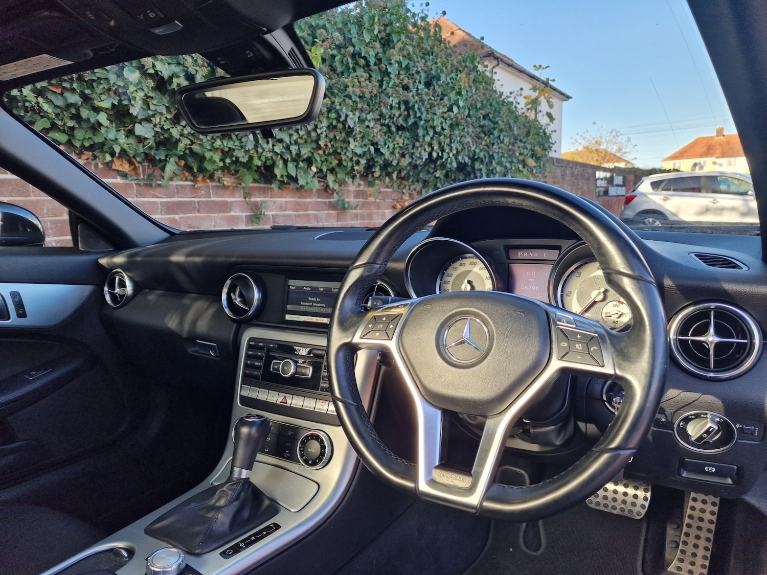 Used Mercedes-Benz SLK 2014 for sale - 76614809: Photo 10