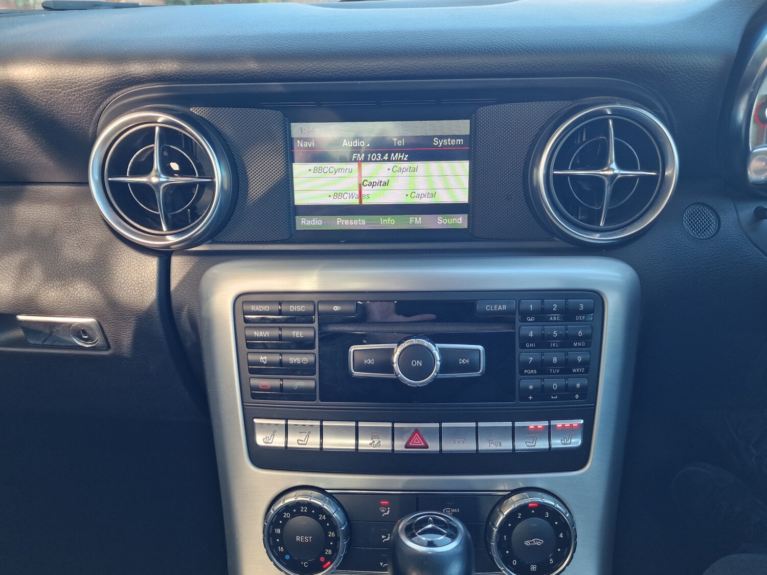 Used Mercedes-Benz SLK 2014 for sale - 76614809: Photo 18