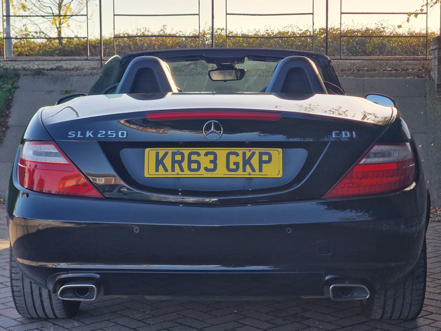 Used Mercedes-Benz SLK 2014 for sale - 76614809: Photo 4