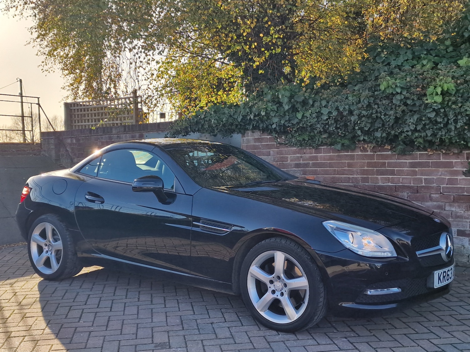 Used Mercedes-Benz SLK 2014 for sale - 76614809: Photo 8