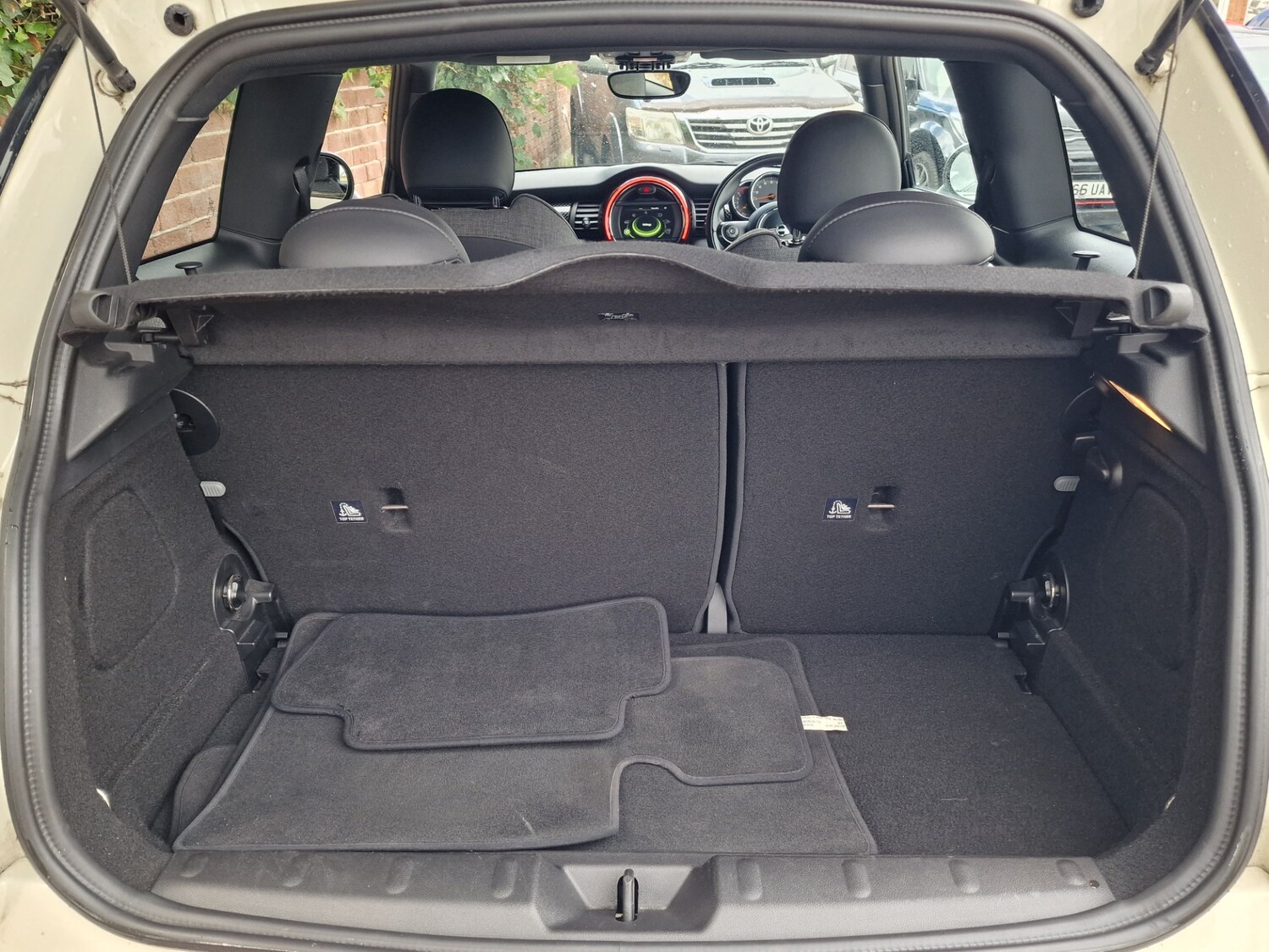 Vehicle 27