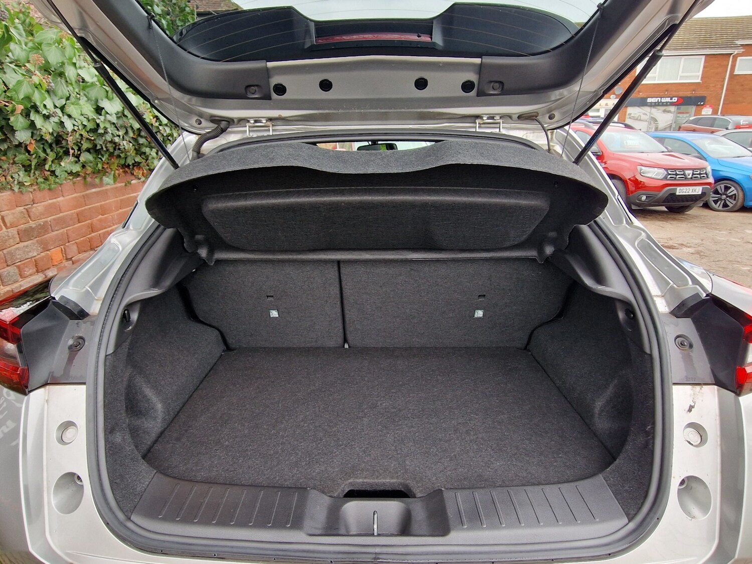 Used Nissan Juke 2023 for sale - 77532359: Photo 18