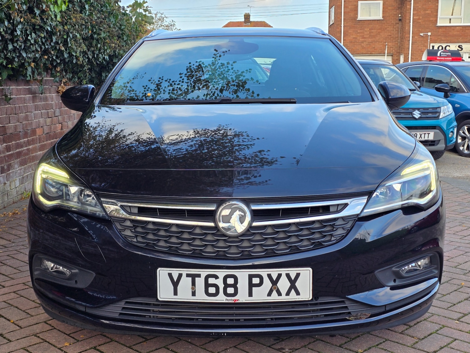 Used Vauxhall Astra 2018 for sale - 76519277: Photo 2