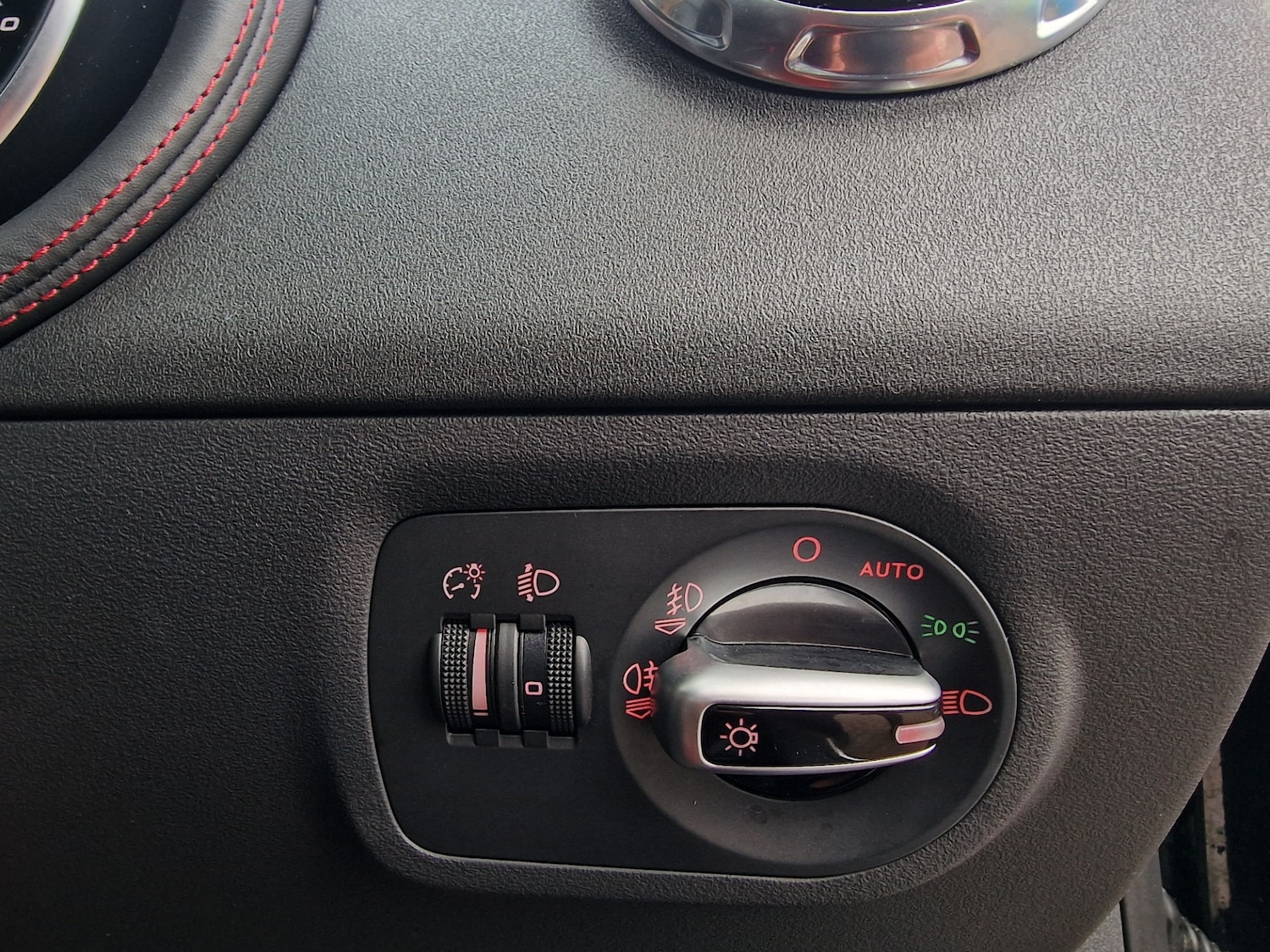 Used Audi TT 2013 for sale - 77477017: Photo 13