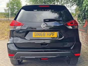 Used Nissan X-Trail 2018 for sale - 79384001: Photo