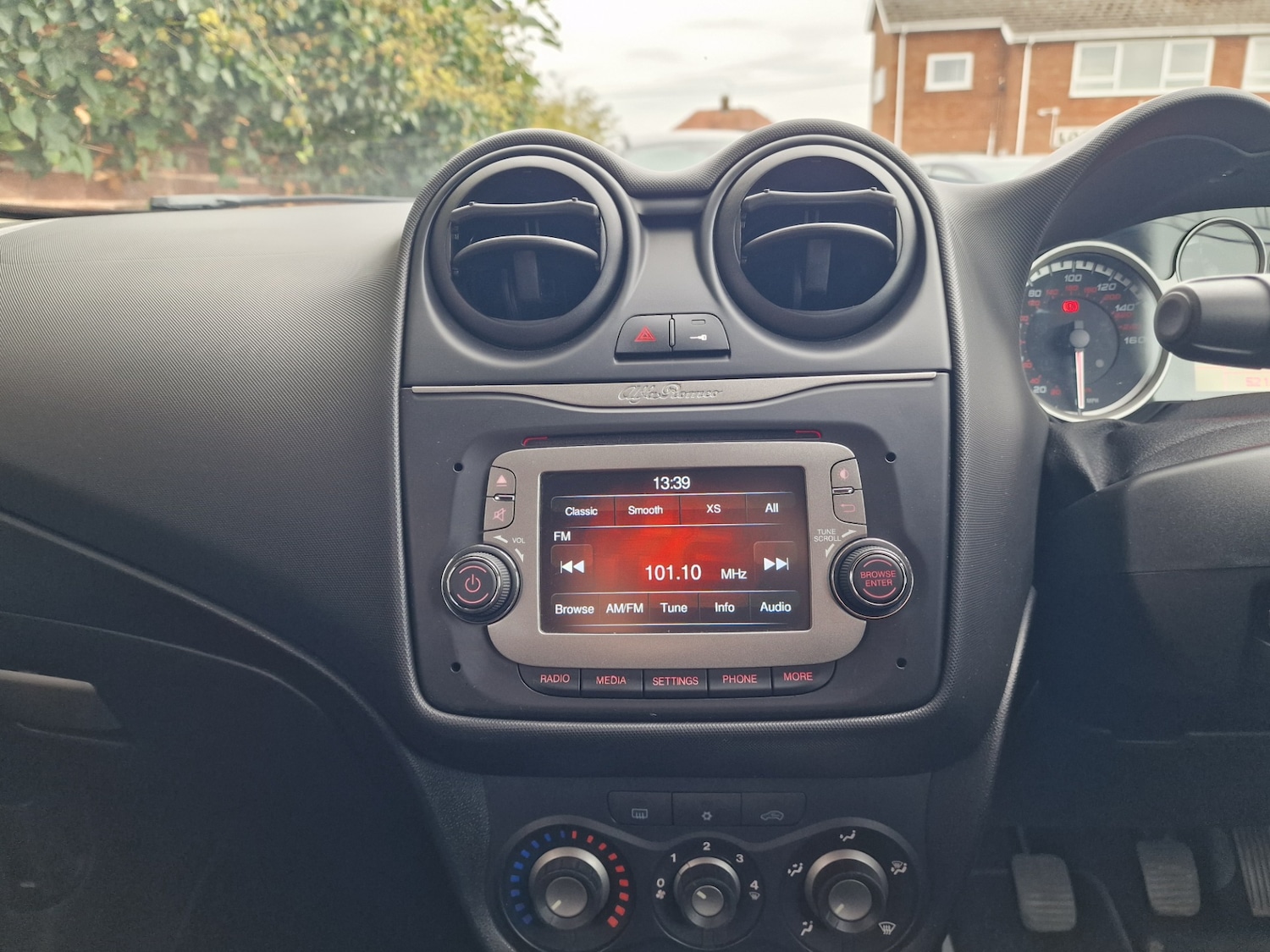 Used Alfa Romeo MiTo 2014 for sale - 76292293: Photo 18